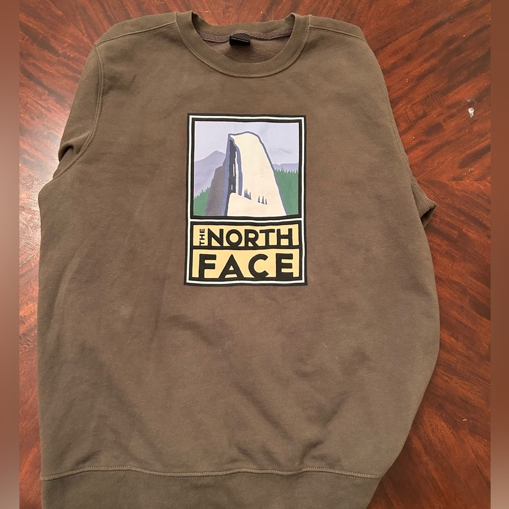 North face Sweatshirt         XL Men